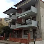 2 Olympus View And Free Parking Pet Friendly Appartamento
