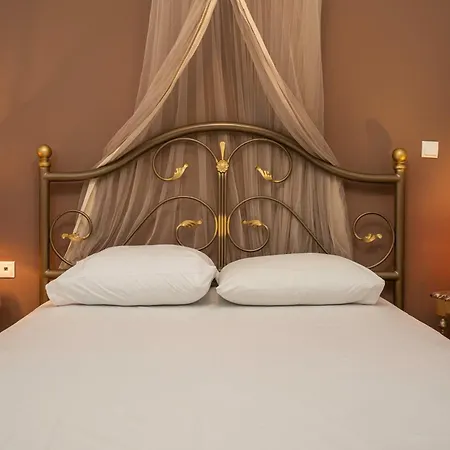 2 Olympus View And Free Parking Pet Friendly Apartament